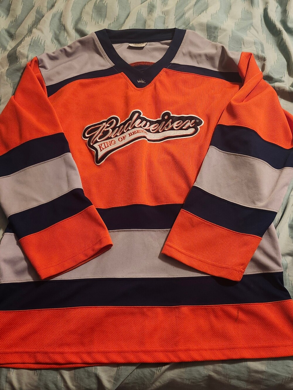 Vintage 2004 Budweiser "King of Beers" Hockey Jersey Men's Size XL